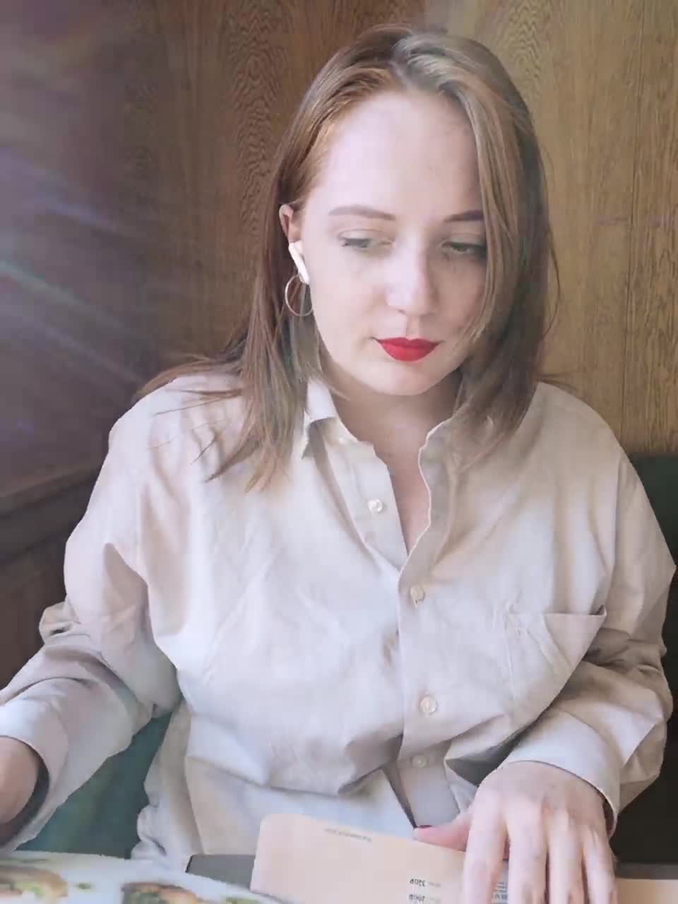 View or download file zlatalata on 2023-10-07 from bongacams