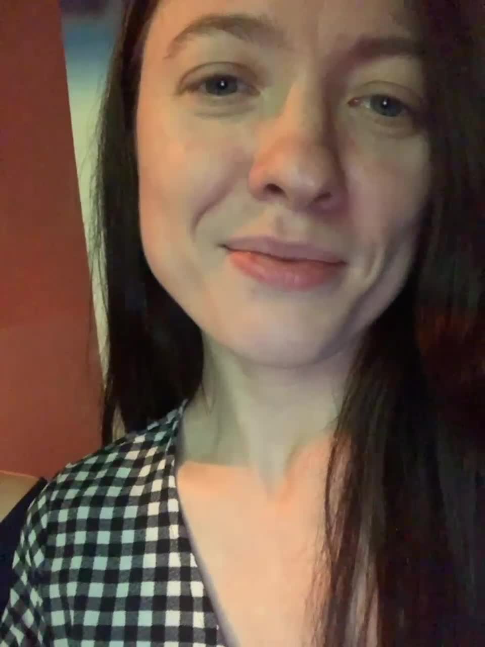 View or download file treshgirls on 2023-10-09 from bongacams