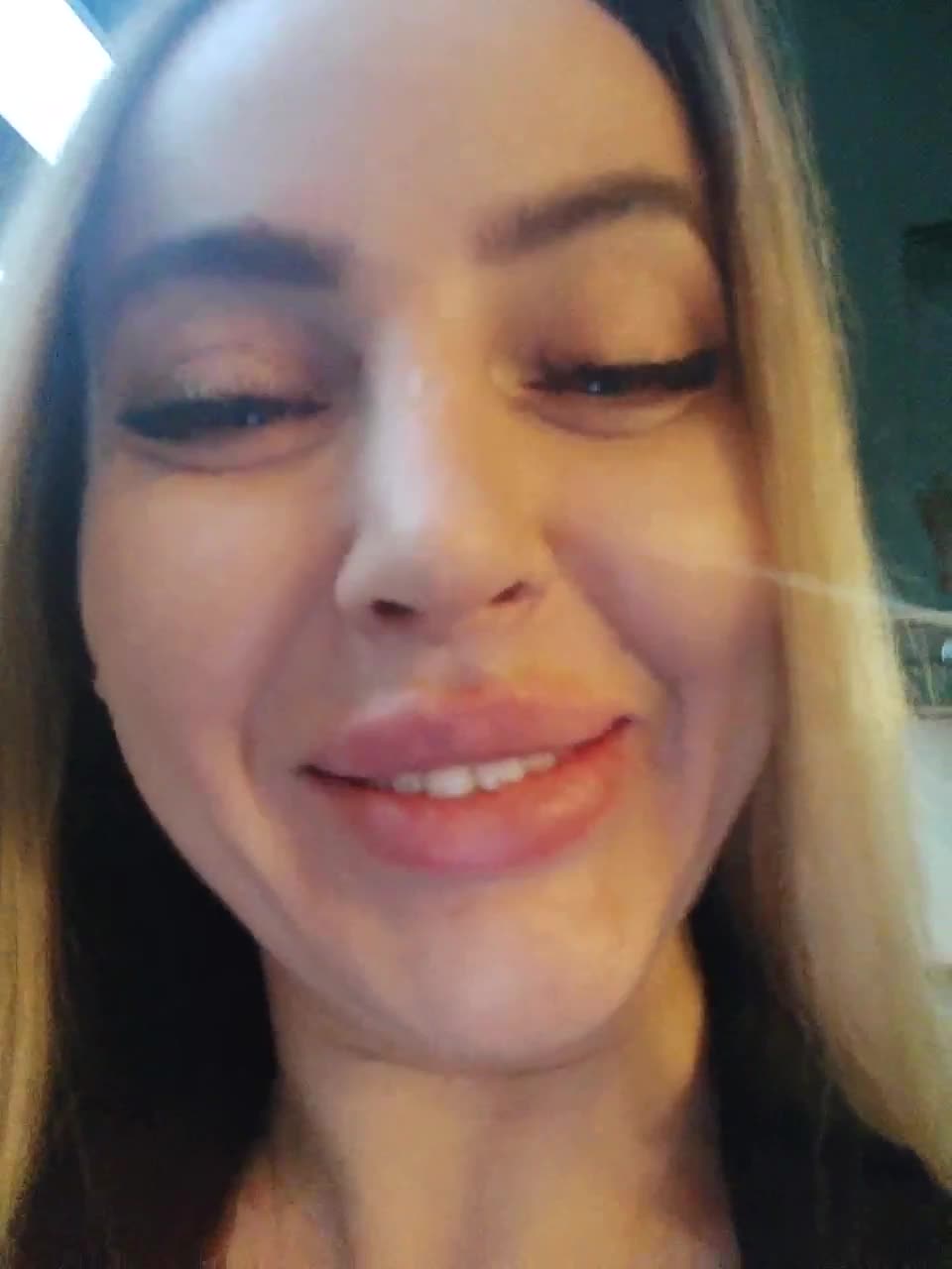 View or download file sexy_girl999 on 2023-10-11 from bongacams