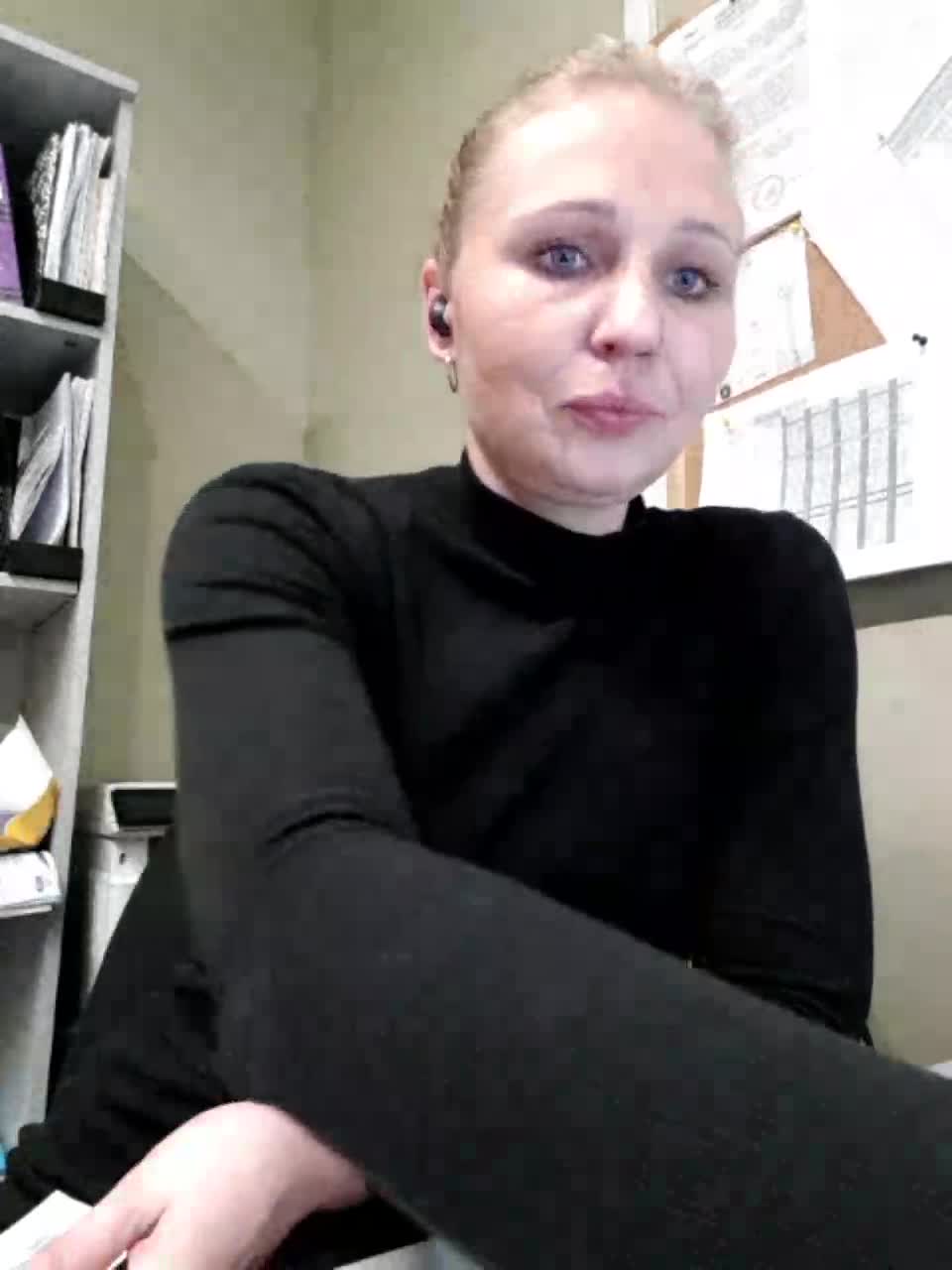 View or download file vaiola on 2023-10-11 from bongacams