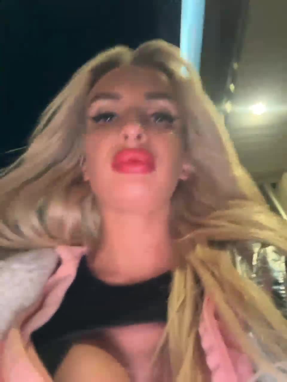 View or download file goldpussy69 on 2023-10-12 from bongacams