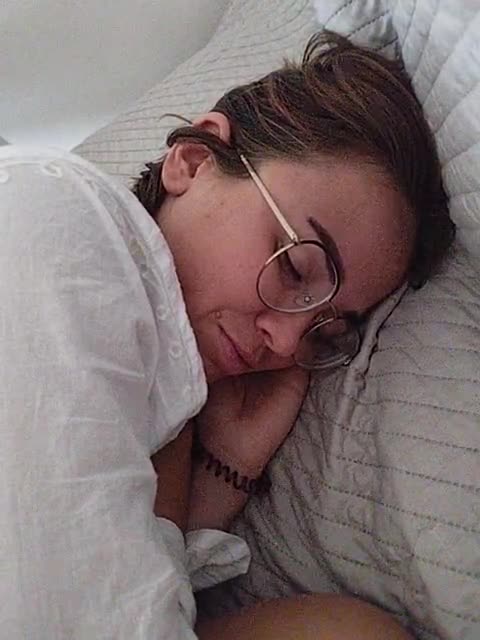 View or download file mirataxsi on 2023-10-15 from bongacams