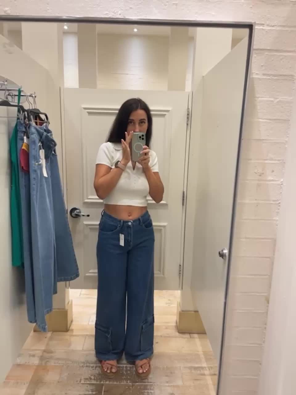 View or download file sweetbuttocks on 2023-10-16 from bongacams