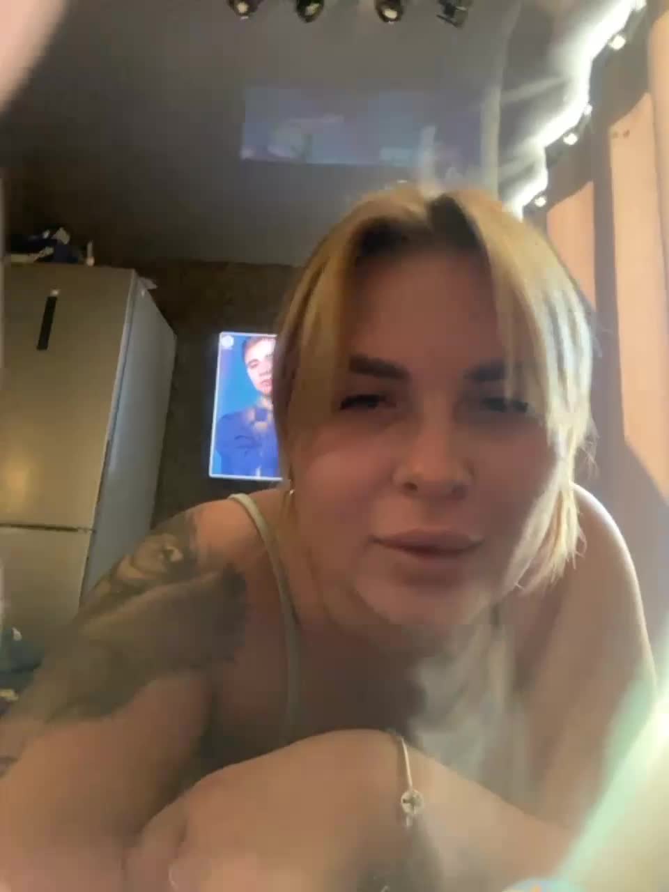 View or download file mulaaaa30 on 2023-10-17 from bongacams