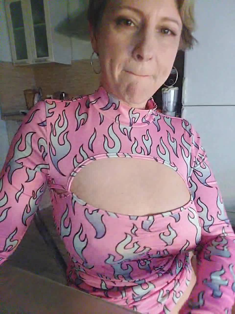 View or download file lovesupergerl on 2023-10-18 from bongacams