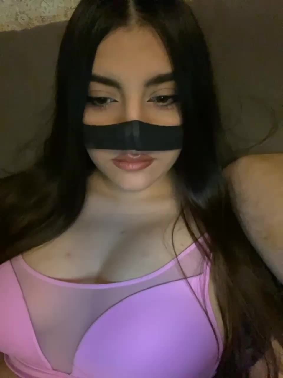 View or download file aloeloea on 2023-10-20 from bongacams