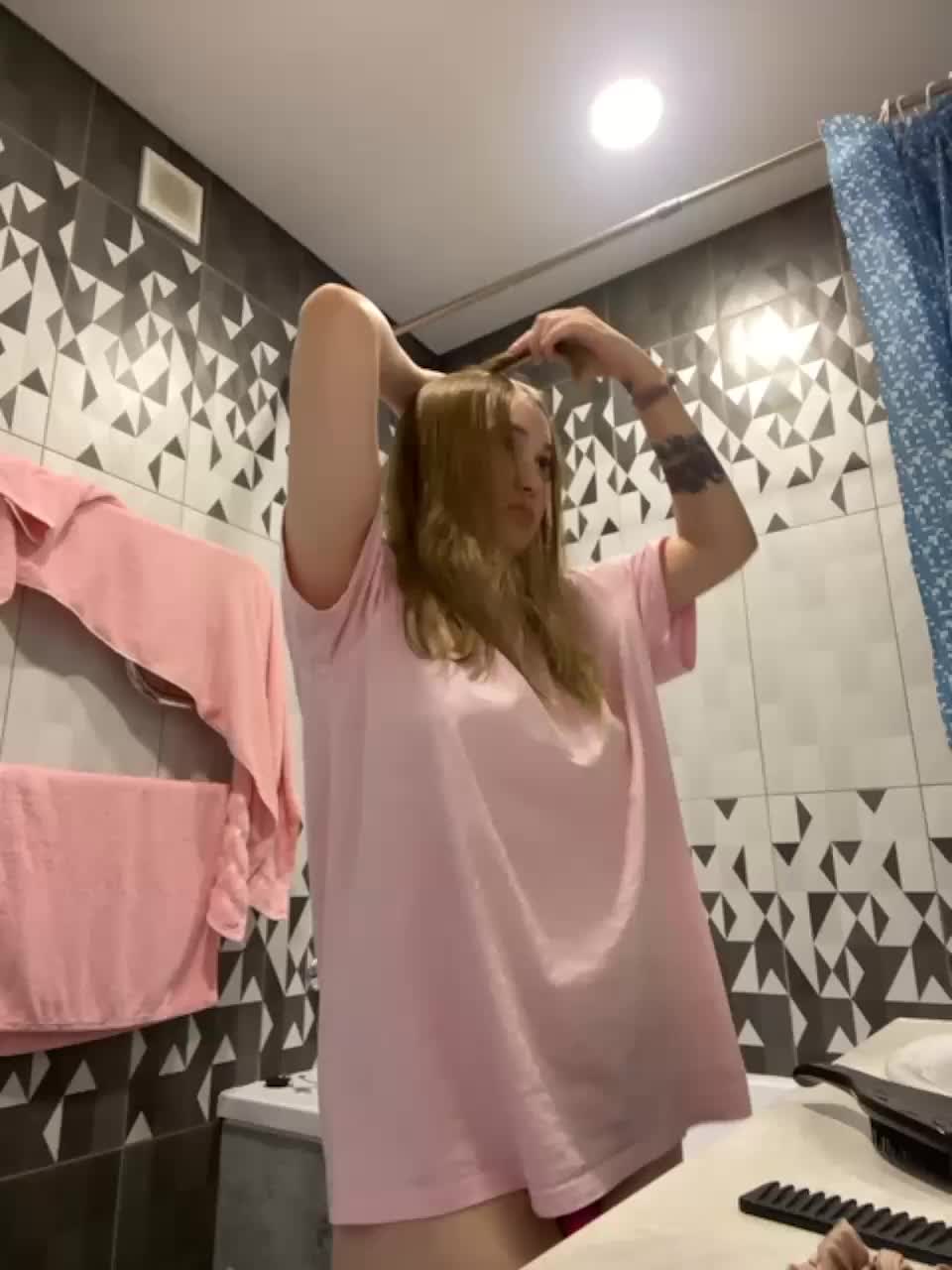 View or download file angelinakuny on 2023-10-23 from bongacams