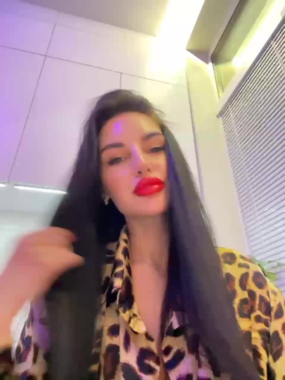 View or download file sweetkira25 on 2023-10-24 from bongacams