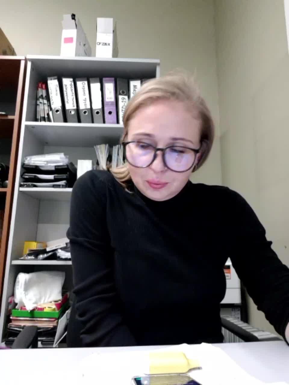 View or download file vaiola on 2023-10-24 from bongacams