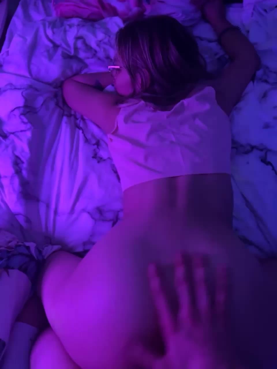 View or download file kukusik005 on 2023-11-01 from bongacams