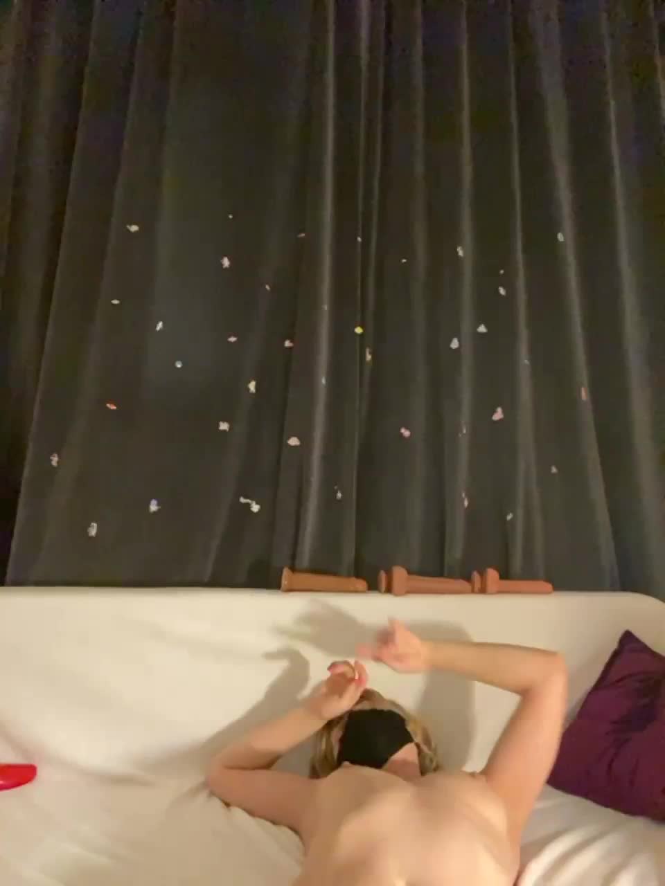 View or download file hungrygerl on 2023-11-02 from bongacams