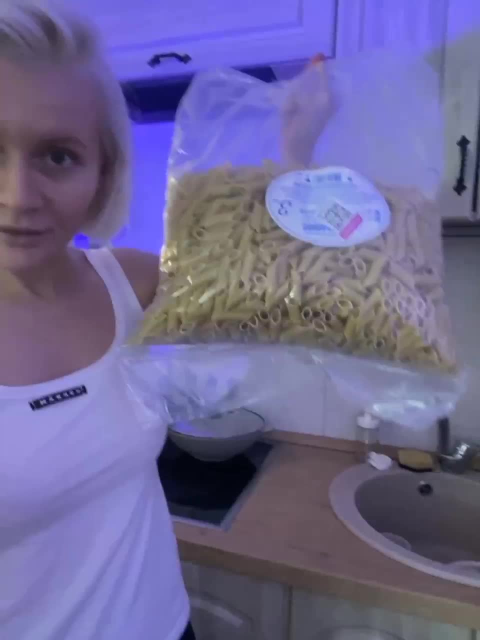 View or download file kartinkaa on 2023-11-05 from bongacams