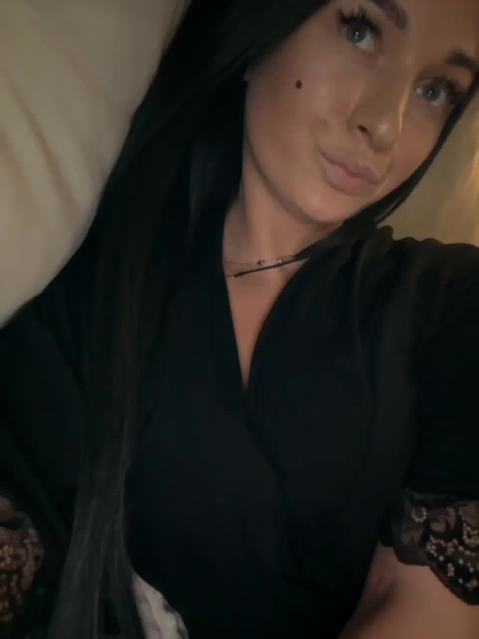 View or download file _passionate_ on 2023-11-06 from bongacams