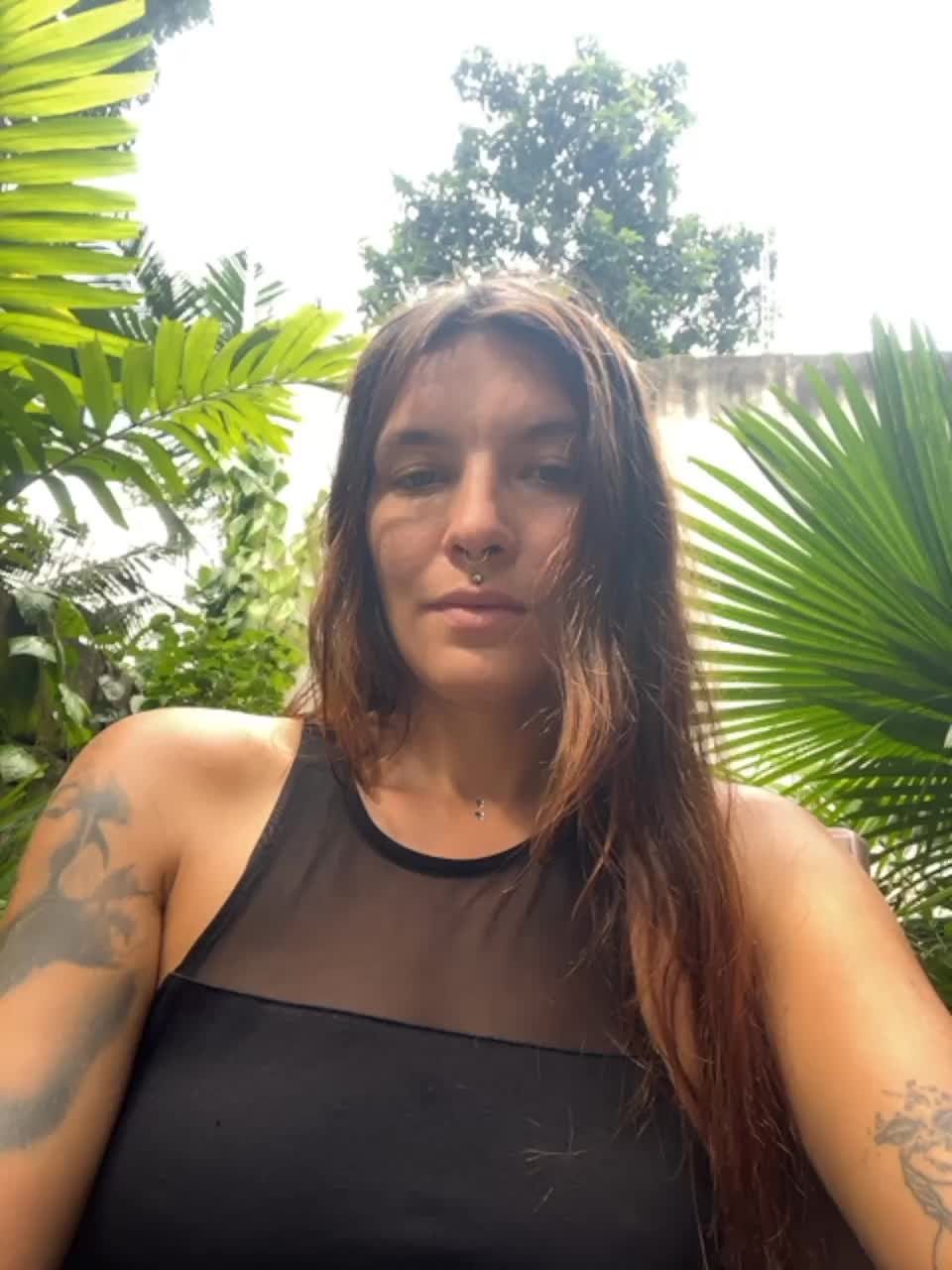 View or download file nefertta on 2023-11-06 from bongacams