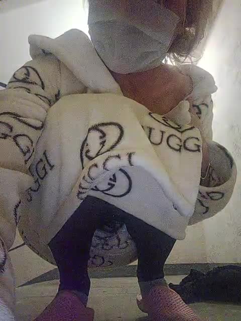 View or download file qwetzero on 2023-11-07 from bongacams