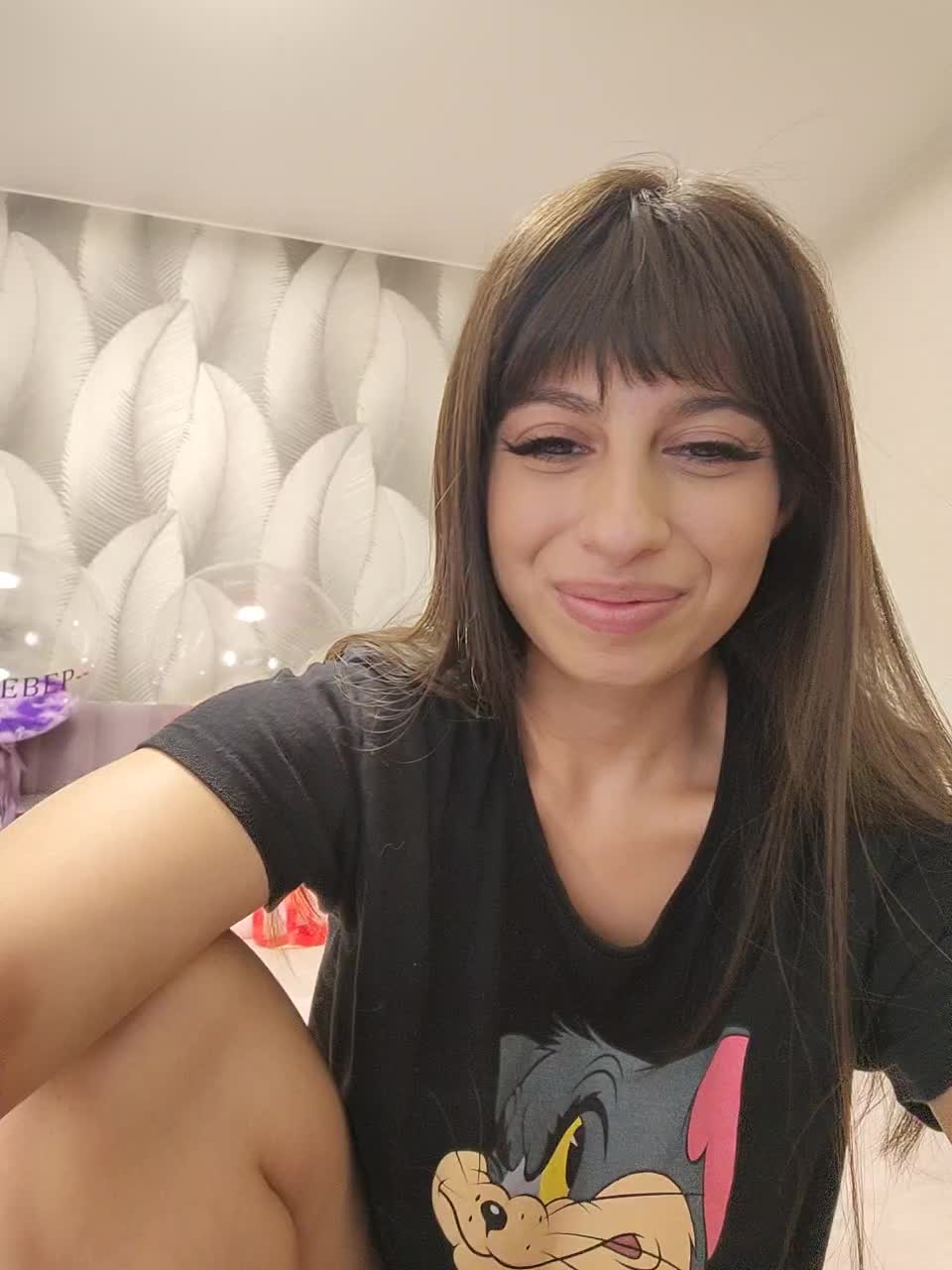 View or download file madina3 on 2023-11-12 from bongacams
