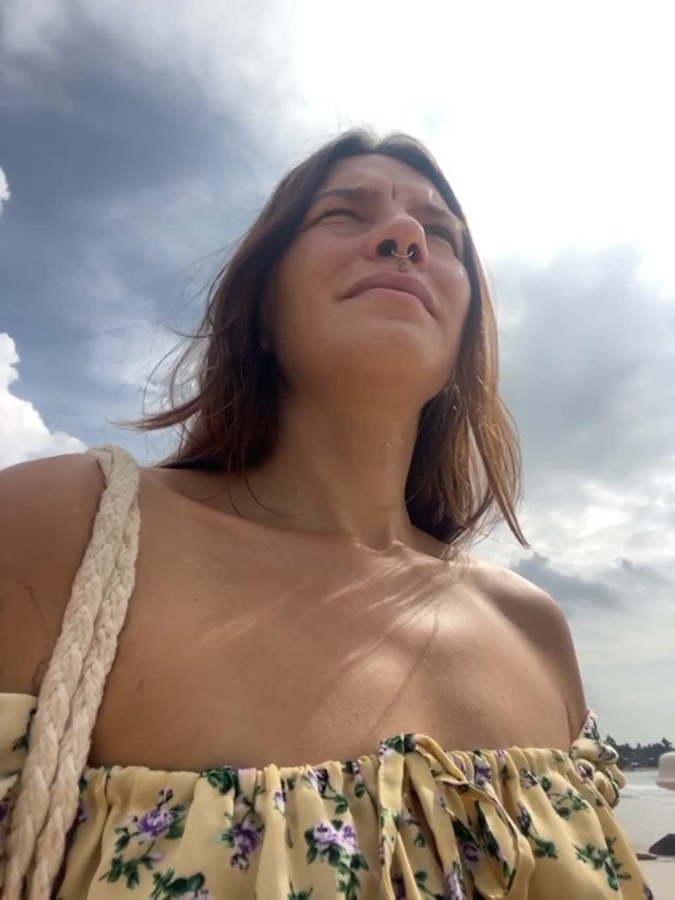 View or download file nefertta on 2023-11-17 from bongacams