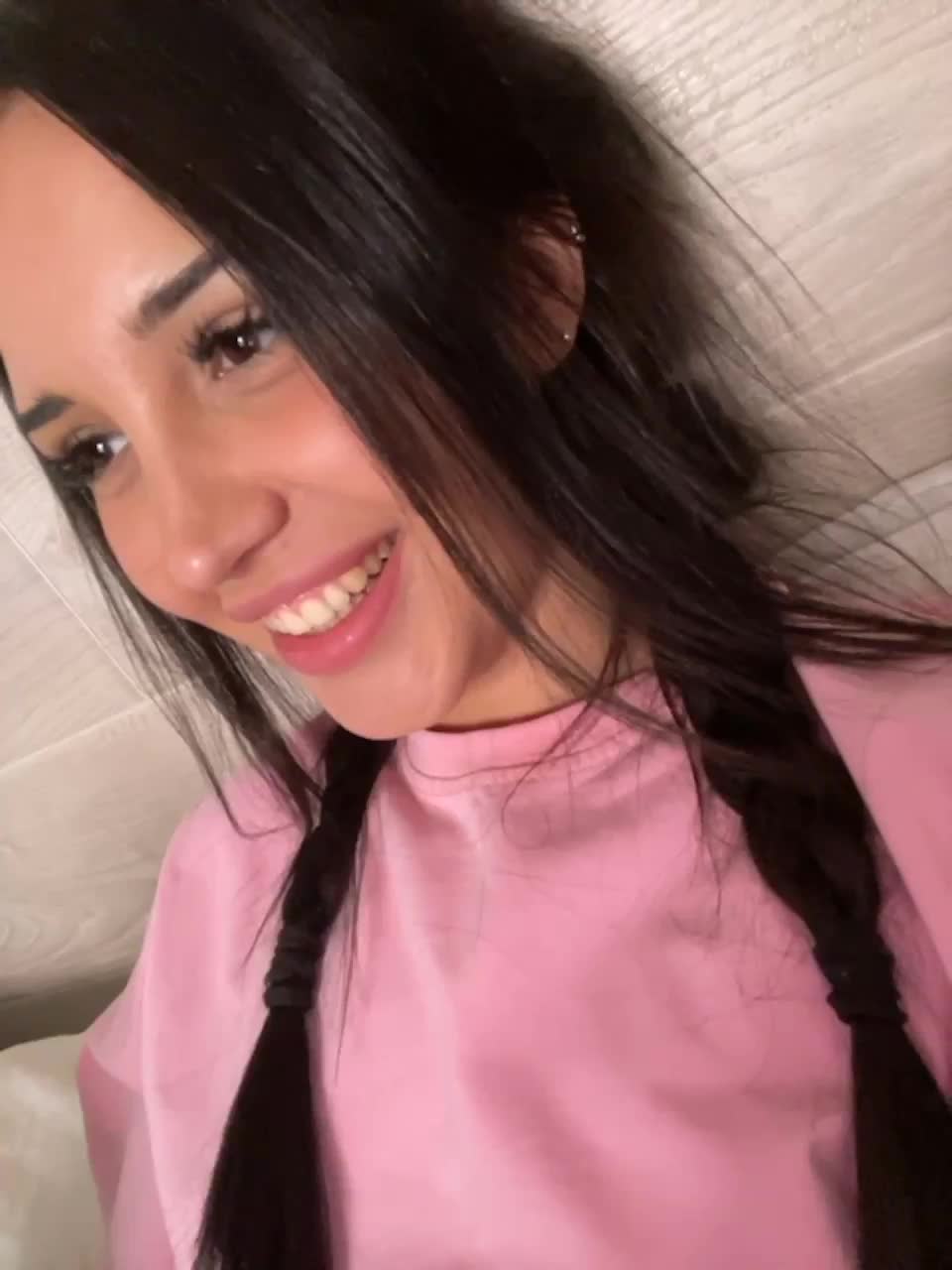 View or download file sexy_assian on 2023-11-20 from bongacams