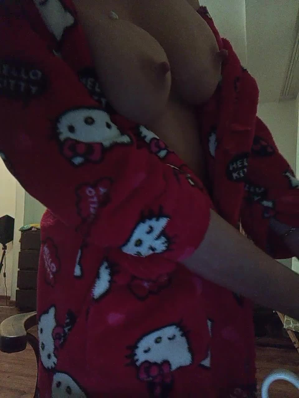 View or download file honeyiamhome on 2023-11-23 from bongacams