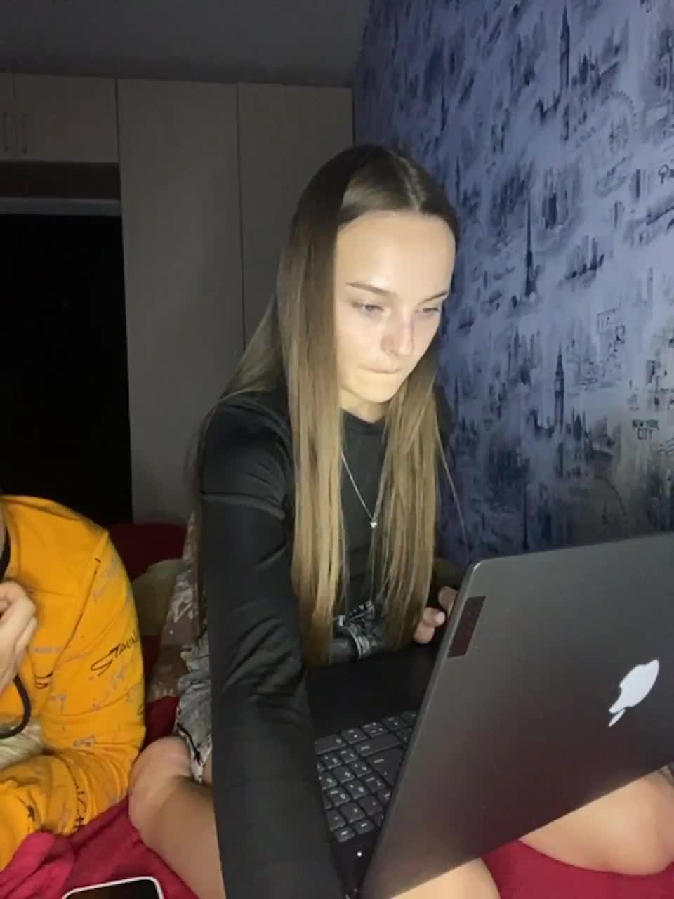 View or download file future_star on 2023-11-24 from bongacams