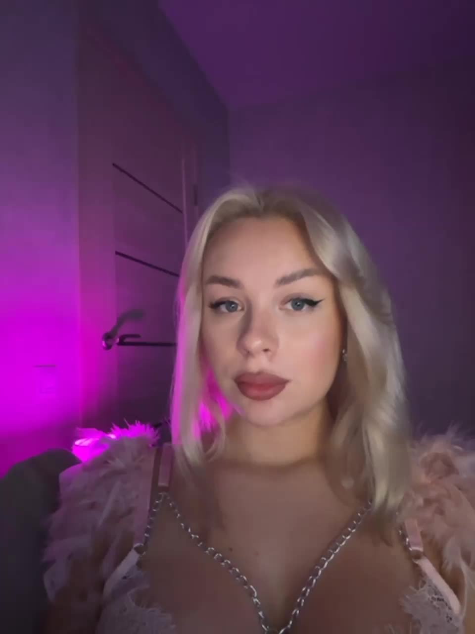 View or download file mila_m on 2023-11-25 from bongacams