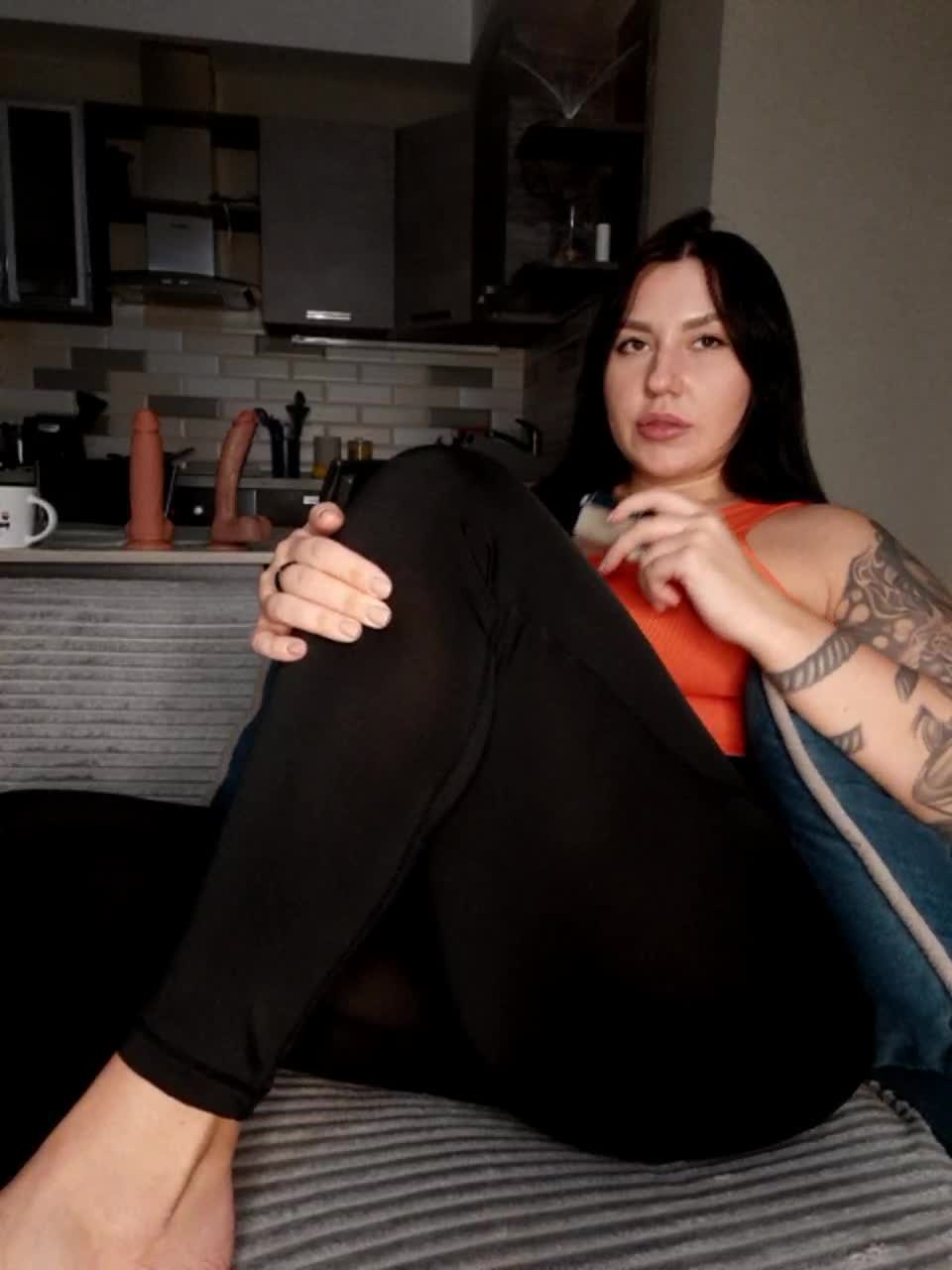 View or download file youngmilf on 2023-11-26 from bongacams