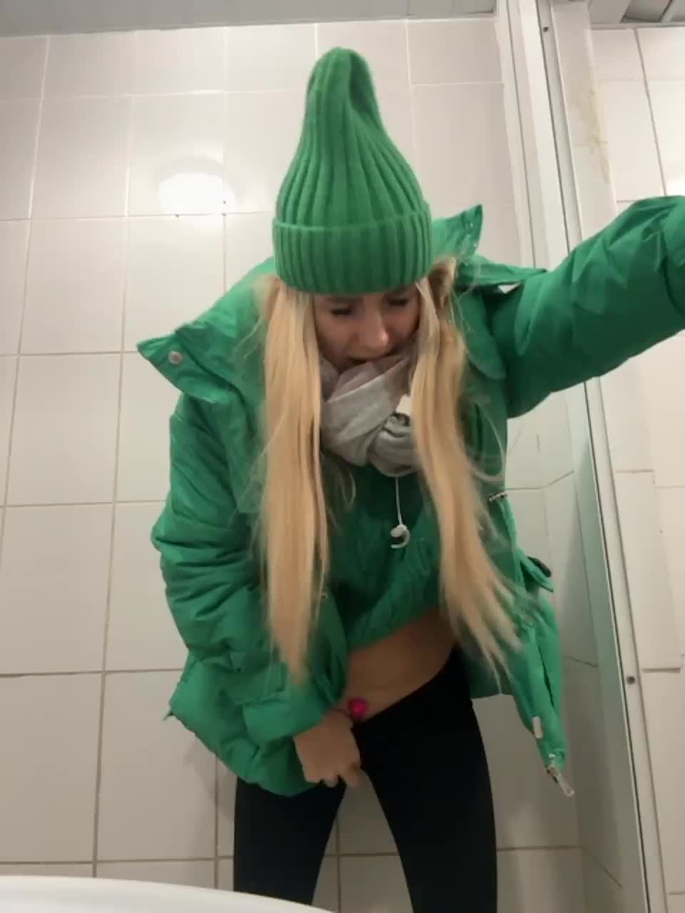 View or download file artistkari on 2023-11-28 from bongacams