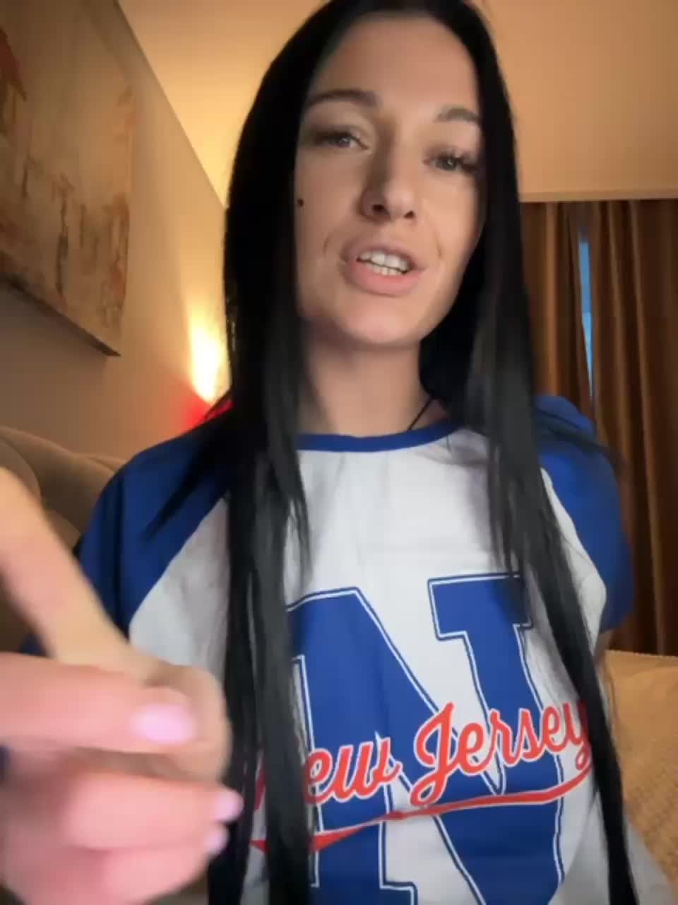 View or download file ukrainian_girl on 2023-11-28 from bongacams