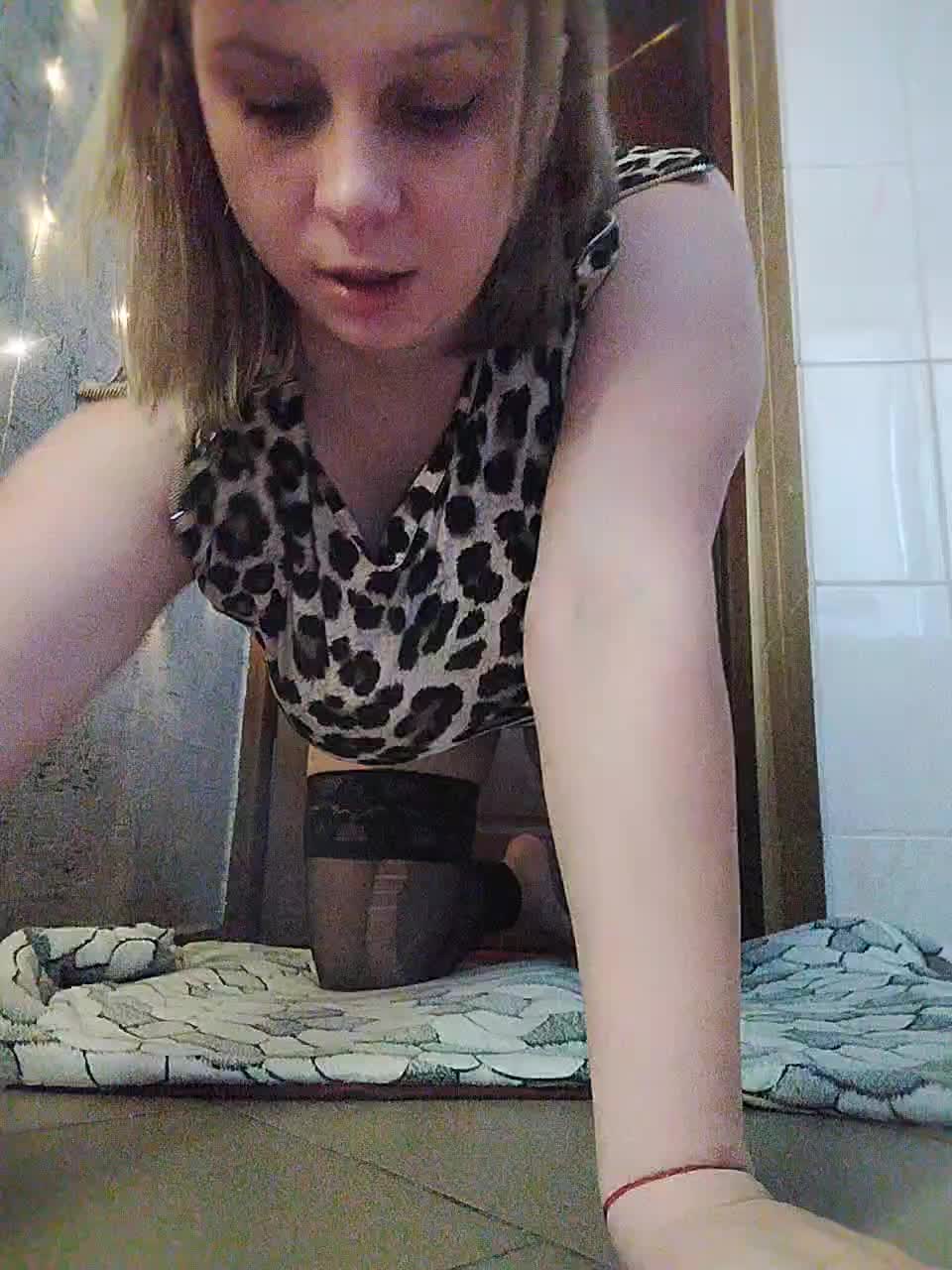 View or download file yana_hammer on 2023-11-28 from bongacams