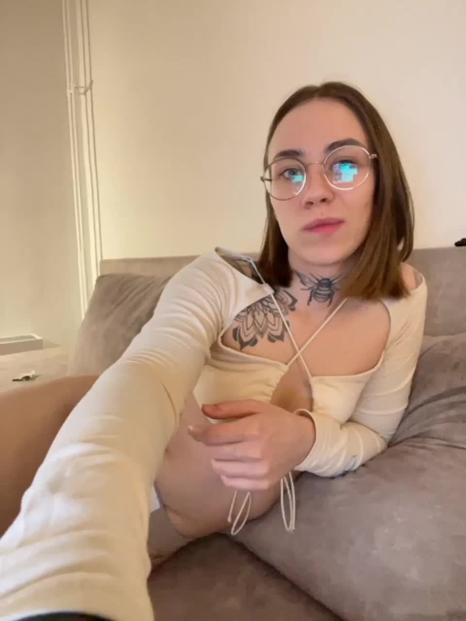 View or download file 669aleksa669 on 2023-11-29 from bongacams