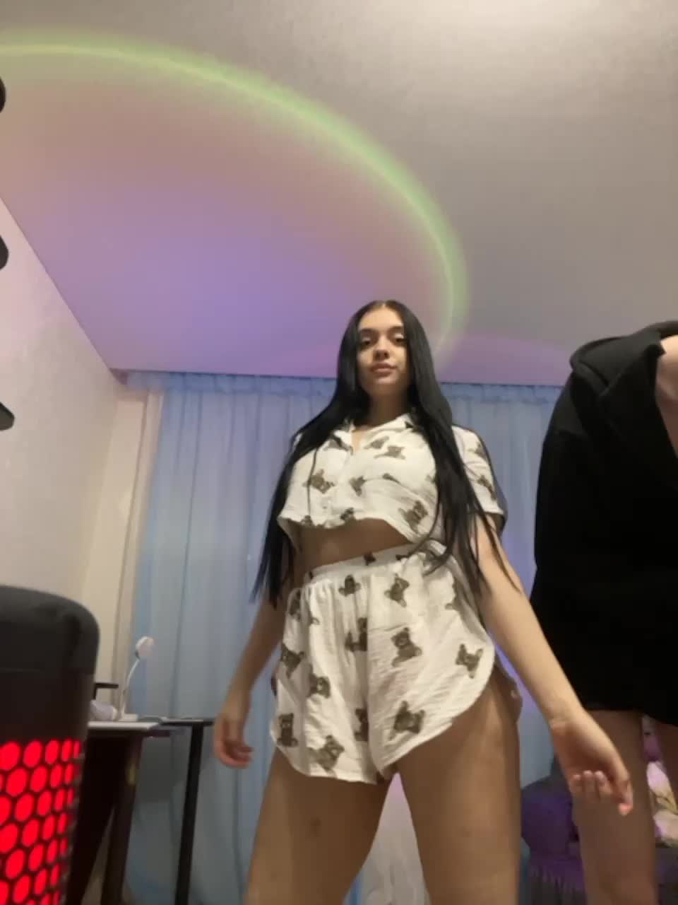 View or download file maryevans on 2023-12-01 from bongacams