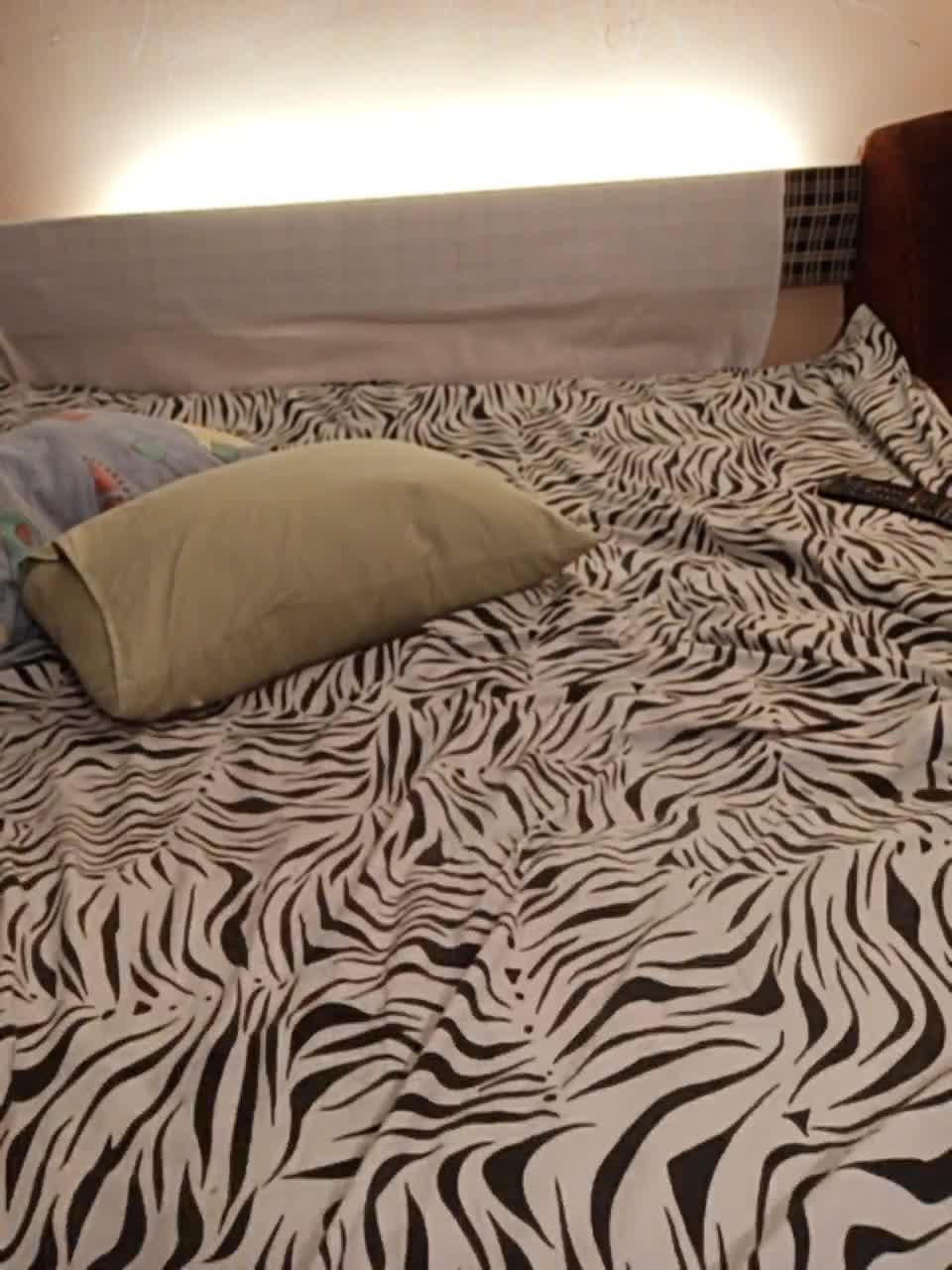 View or download file ikikilove on 2023-12-06 from bongacams