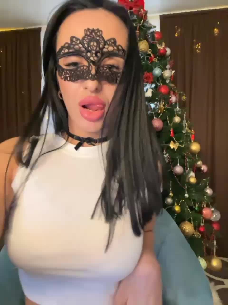 View or download file veroni4kab on 2023-12-09 from bongacams