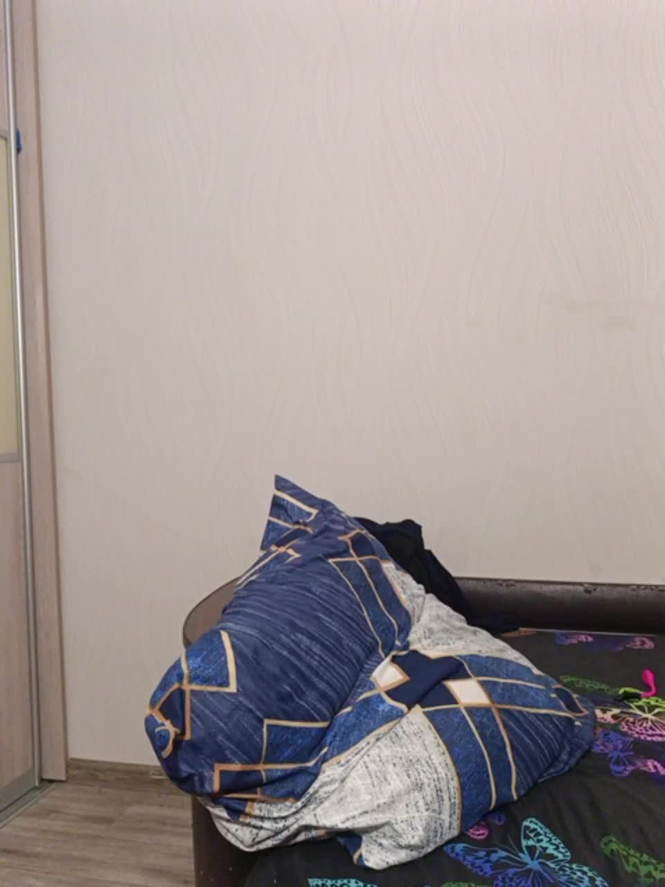 View or download file mialovexxx on 2023-12-10 from bongacams