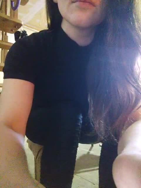 View or download file masya1996 on 2023-12-13 from bongacams