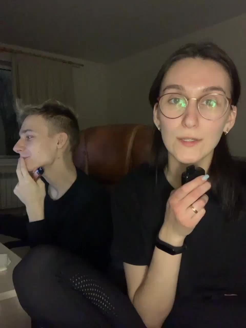 View or download file sweet_peaches on 2023-12-15 from bongacams