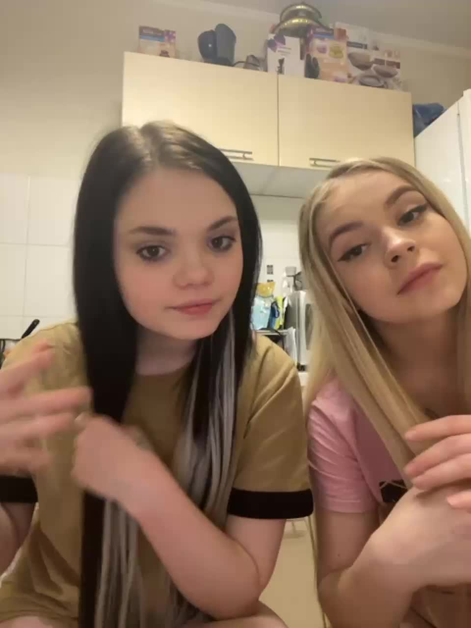 View or download file milahskasa on 2023-12-17 from bongacams