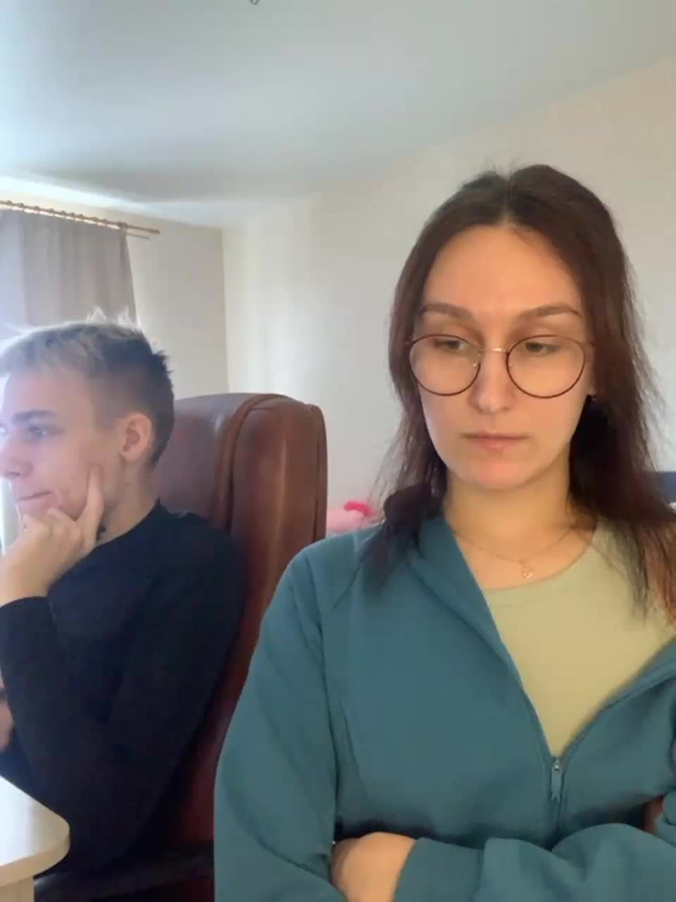 View or download file sweet_peaches on 2023-12-17 from bongacams