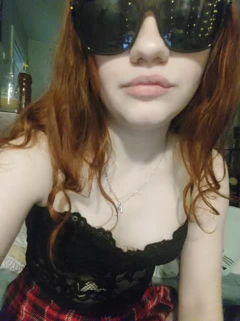 View or download file redbich on 2023-12-20 from bongacams