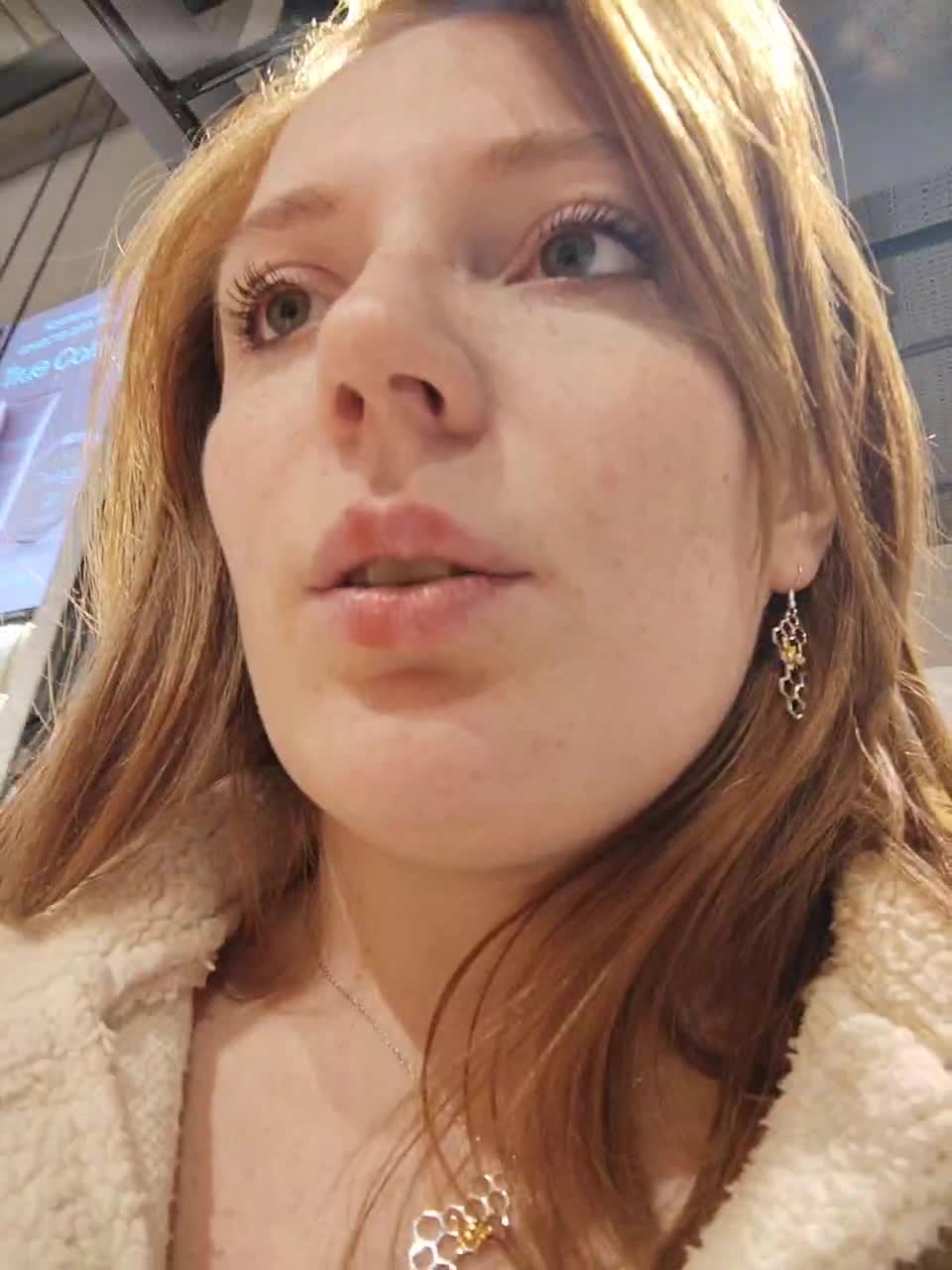 View or download file zlatalata on 2023-12-22 from bongacams