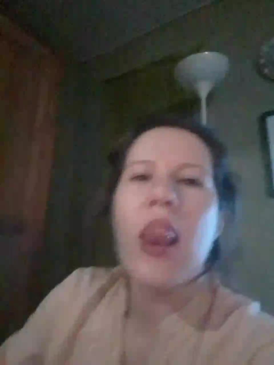 View or download file mat_olsen on 2023-12-23 from bongacams