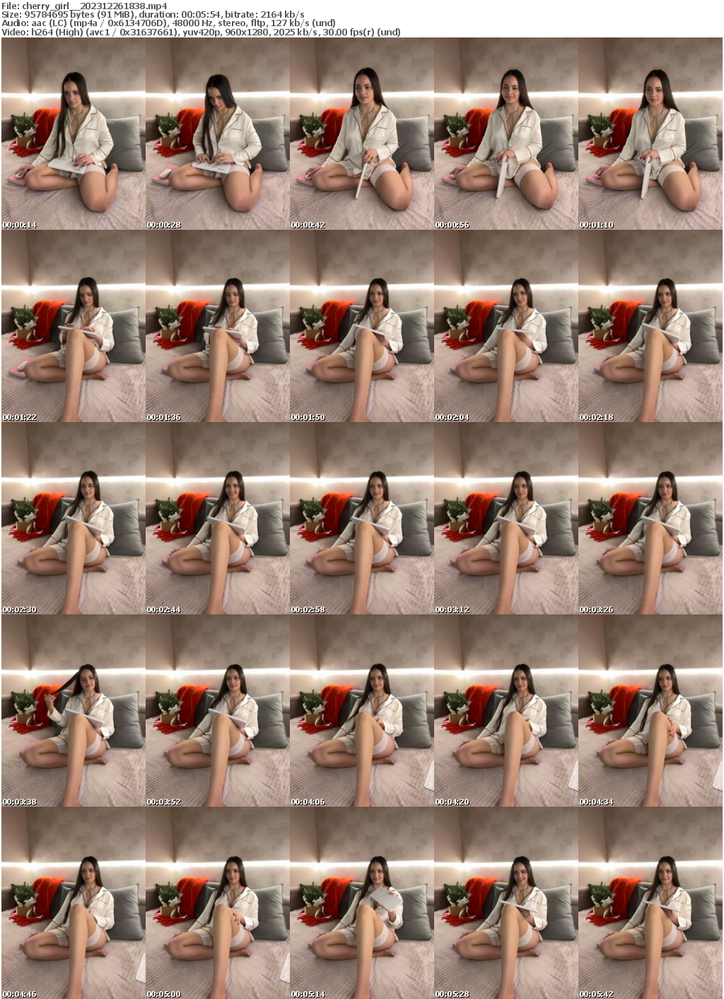 Preview thumb from cherry_girl_ on 2023-12-26 @ bongacams