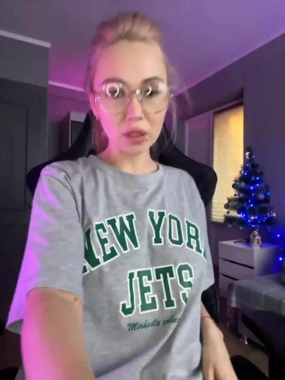 View or download file itayaa on 2023-12-28 from bongacams