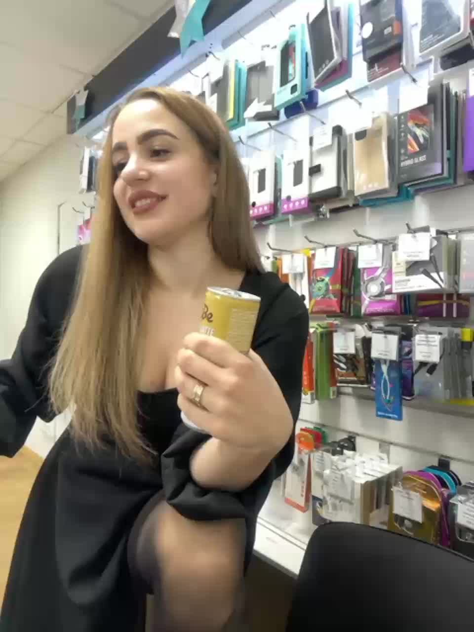 View or download file markkizaa on 2023-12-30 from bongacams