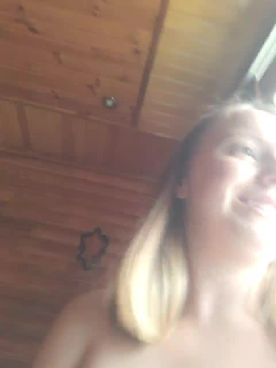 View or download file hedgehog0220 on 2024-01-01 from bongacams