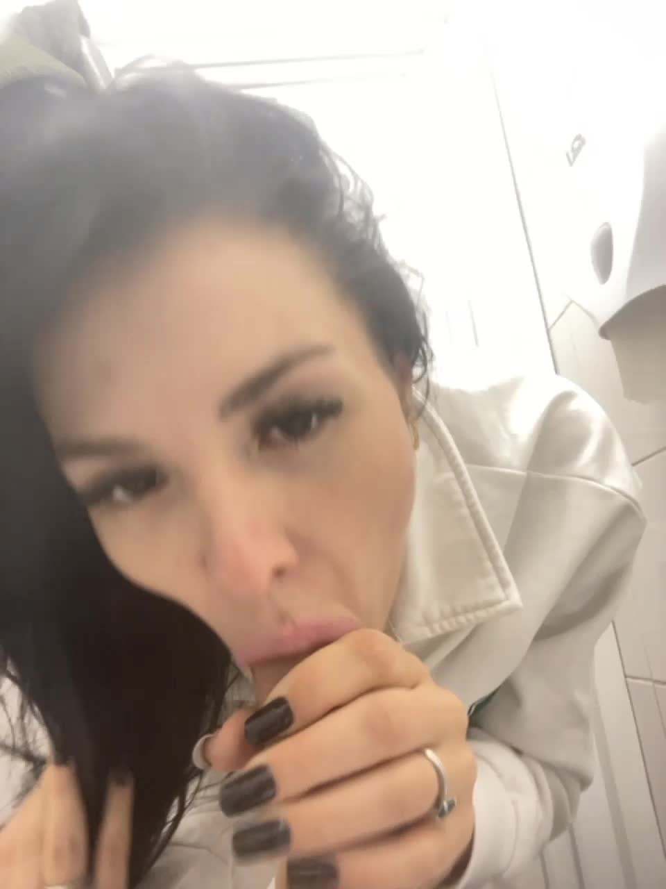 View or download file lina_malina_ on 2024-01-02 from bongacams