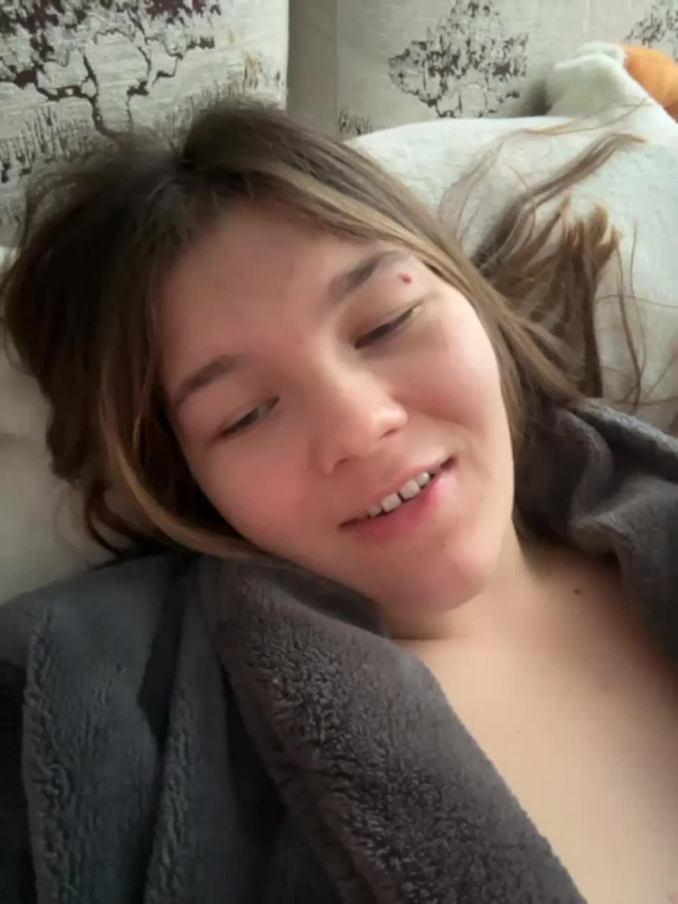 View or download file mariicka on 2024-01-02 from bongacams