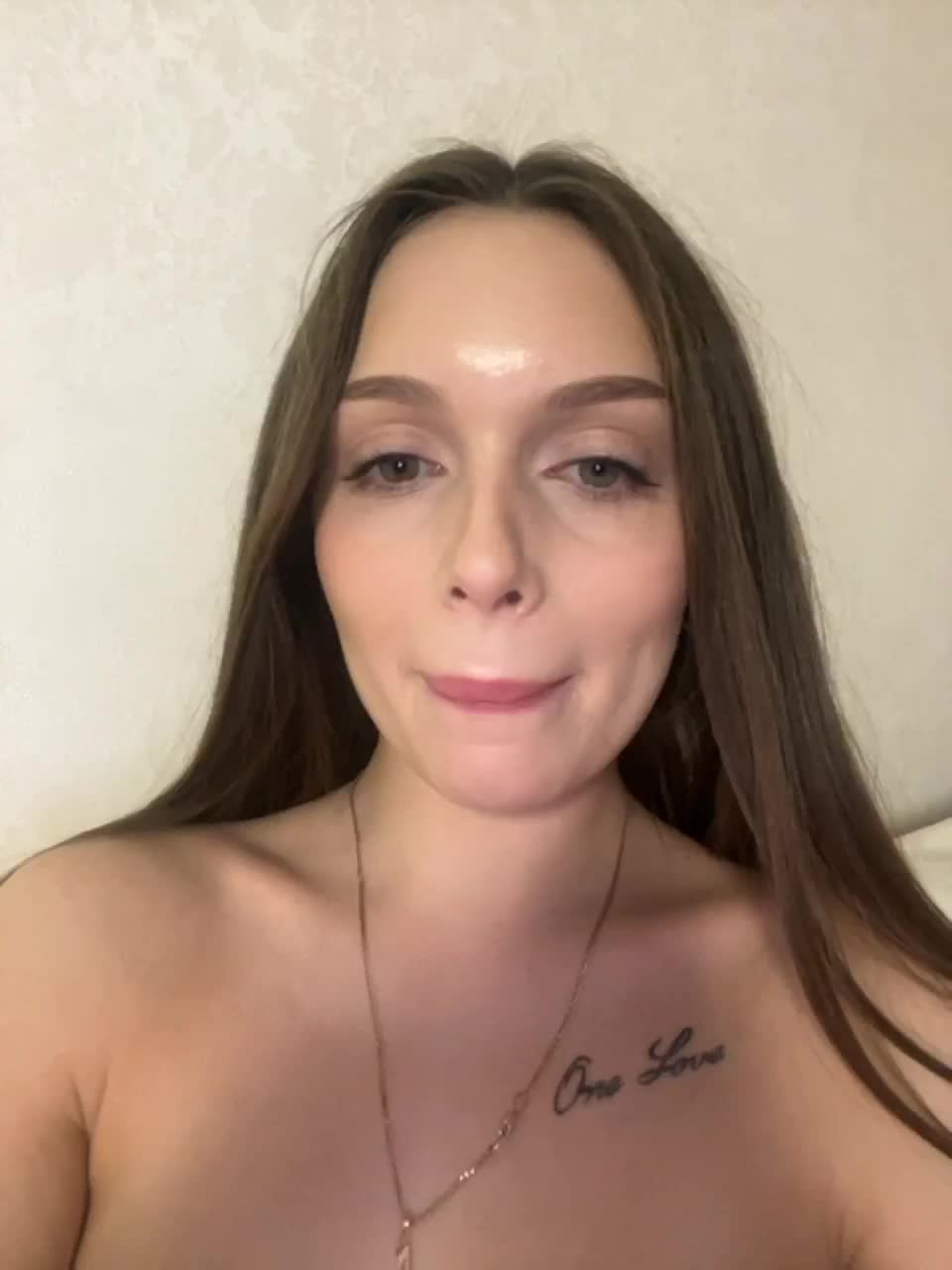 View or download file auroraangel on 2024-01-06 from bongacams