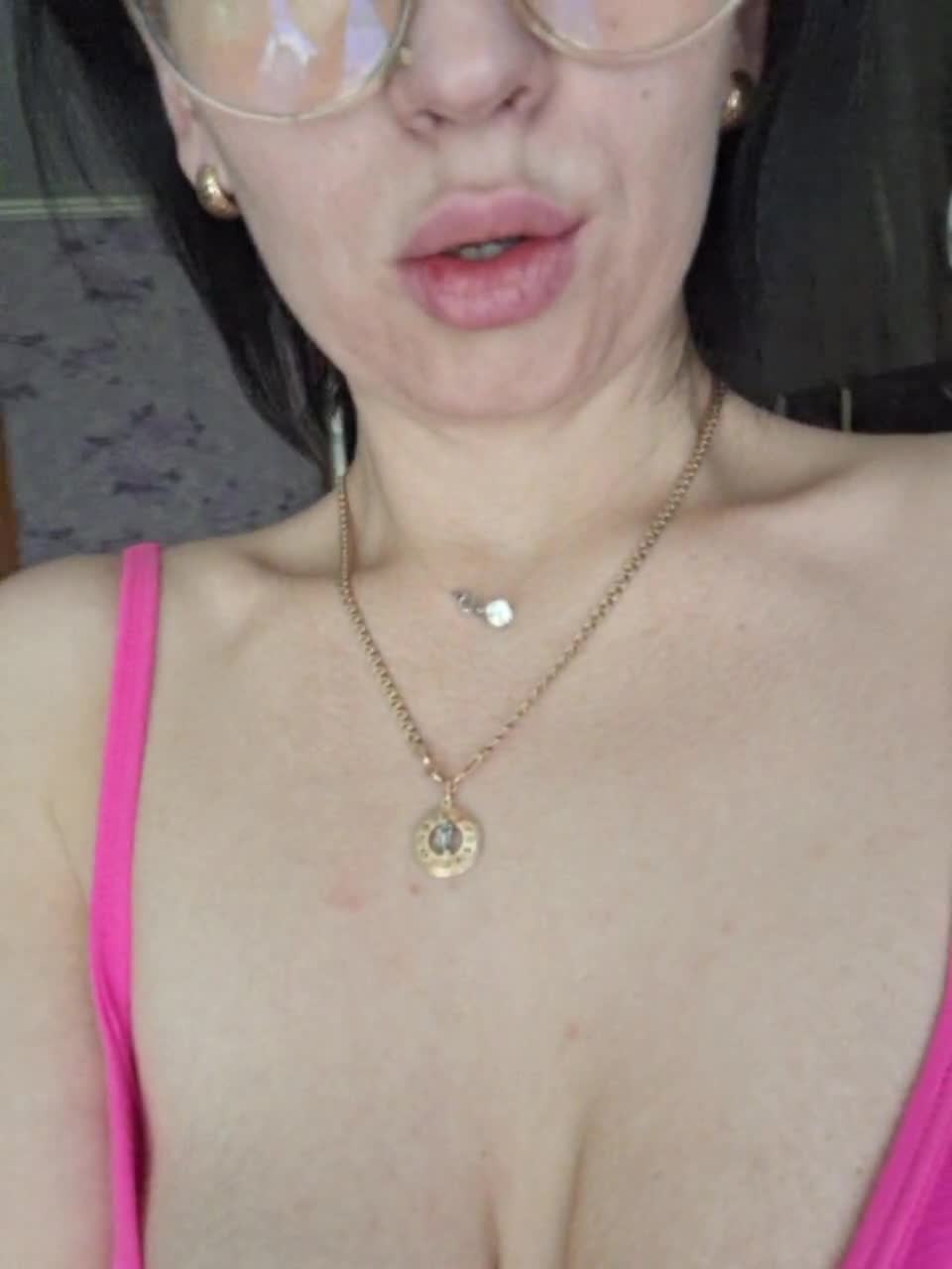 View or download file aureliyxxx on 2024-01-08 from bongacams