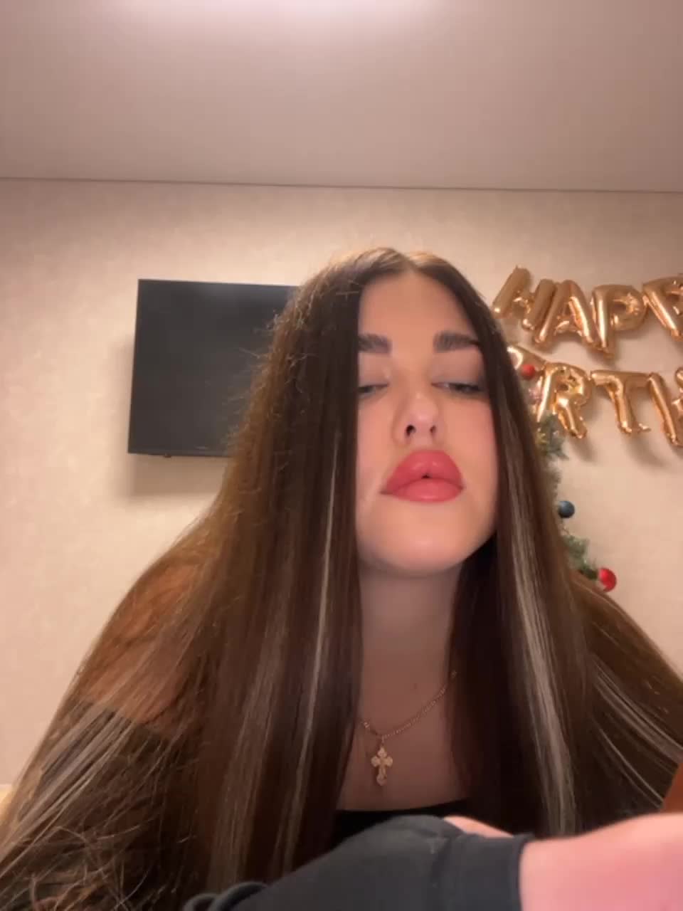 View or download file katemiddleton on 2024-01-08 from bongacams